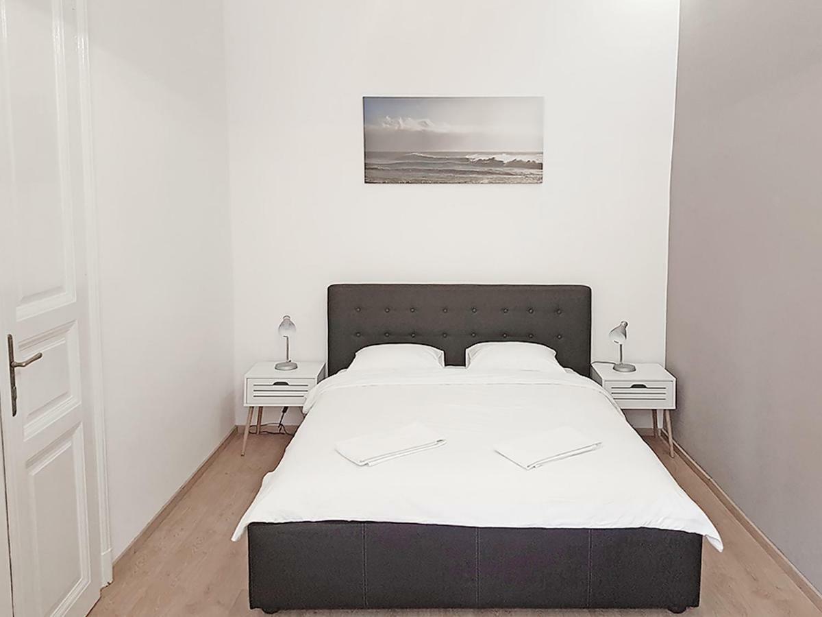 Akacfa 36 Budapest 91 Mt 3 Bedroom District 7 المظهر الخارجي الصورة